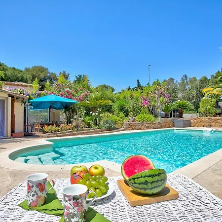 - Private Pool *