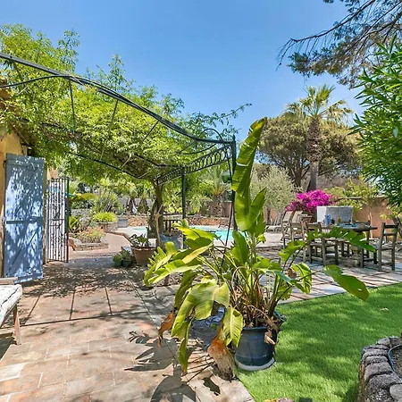 Maison De Clydia Private Pool And Garden *