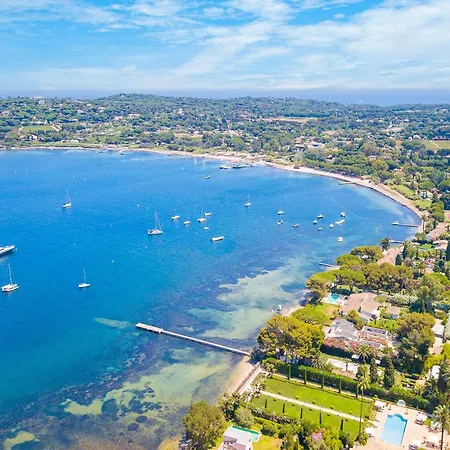 Maison De Clydia Private Pool And Garden