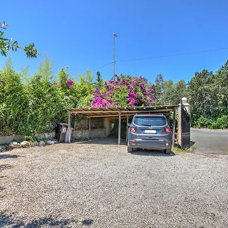 Maison De Clydia Private Pool And Garden
